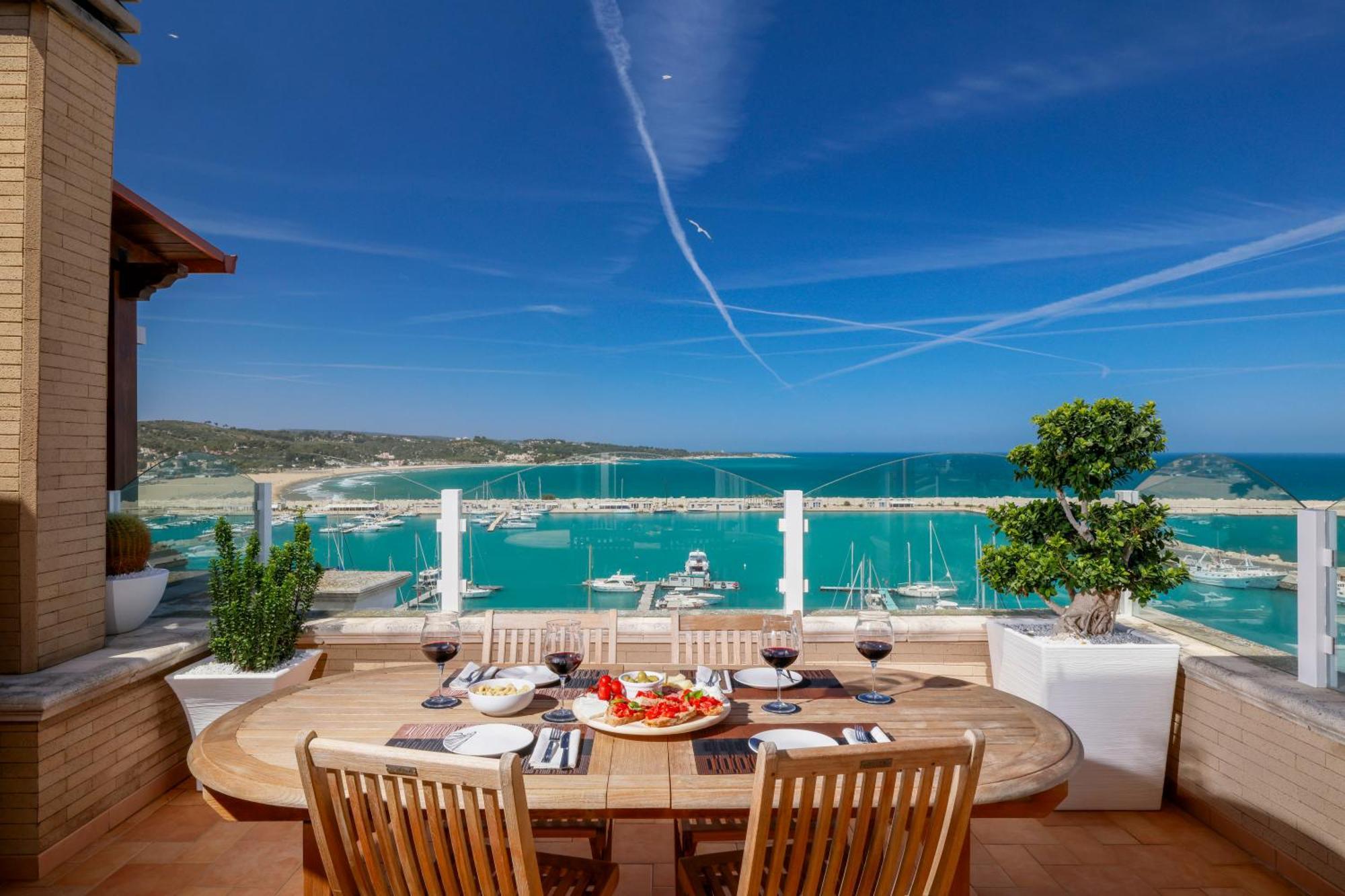L'Attico Sul Mare - Exclusive Penthouse, Vieste Rum bild